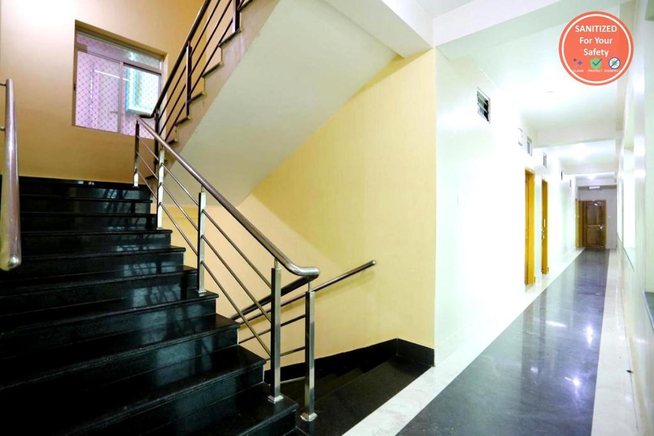 Goroomgo Krishna Residency Пури Экстерьер фото